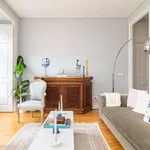 Rent 2 bedroom apartment of 129 m² in lisbon