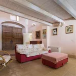 Rent 6 bedroom house of 140 m² in Casarano