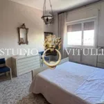 Rent 3 bedroom apartment of 90 m² in Bari