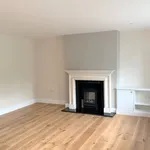 Rent 2 bedroom flat in Elmbridge