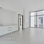 Rent 3 bedroom house of 251 m² in Dubai