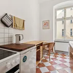 Rent 1 bedroom apartment of 37 m² in Berlin