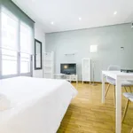 Rent 1 bedroom apartment of 25 m² in Madrid