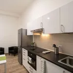 Rent a room of 75 m² in milan