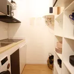 Rent 2 bedroom apartment of 10 m² in Barcelona