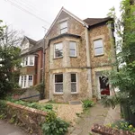 Flat to rent in Nightingale Road, Guildford, Surrey GU1