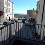 Affitto 3 camera appartamento di 84 m² in Roma