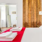 Rent 1 bedroom apartment of 70 m² in lisbon