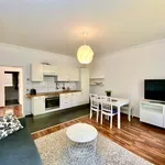 Rent 3 bedroom apartment of 50 m² in Berlin