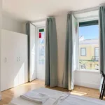 Rent a room in lisbon