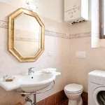 Rent 2 bedroom apartment of 65 m² in Florence