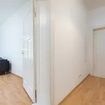 Miete 2 Schlafzimmer wohnung von 65 m² in Berlin