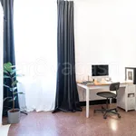 Rent 4 bedroom apartment of 121 m² in Genova