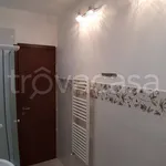 Rent 4 bedroom apartment of 160 m² in Genova