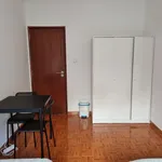 Rent 4 bedroom apartment in Lisbon