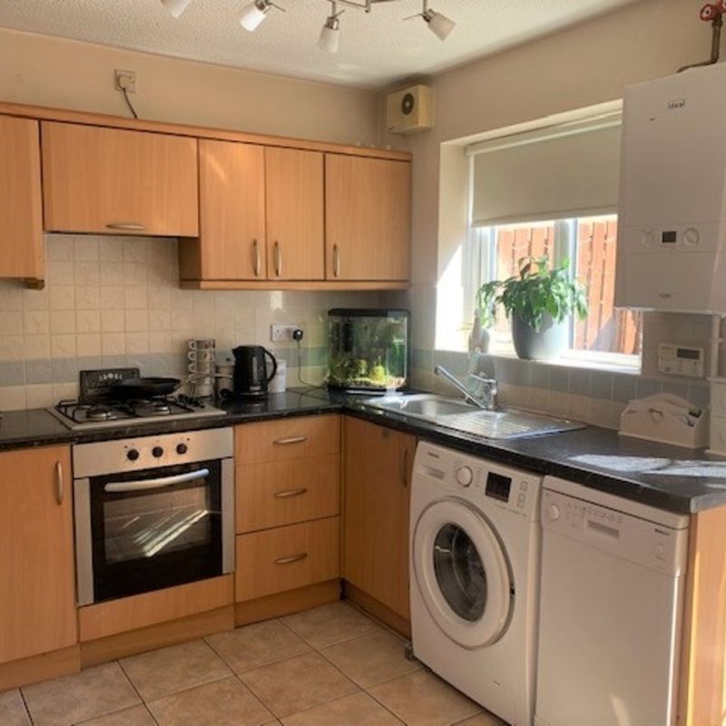 house to let - 2 bed Nunroyd