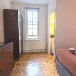 Rent a room of 300 m² in london