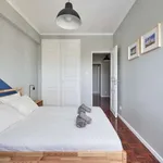 Rent a room in lisbon