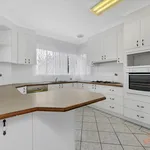 Rent 4 bedroom house in Queanbeyan