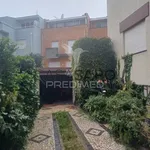 Rent 4 bedroom house of 180 m² in Porto