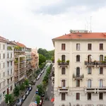 Rent 3 bedroom apartment of 104 m² in Milano