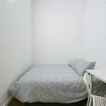 Rent a room in lisbon