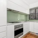 Rent 2 bedroom apartment in Beaconsfield