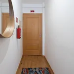 Rent 1 bedroom apartment in Porto