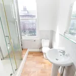 Rent 4 bedroom house in Leeds