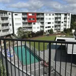 Rent 2 bedroom apartment in Kaipātiki