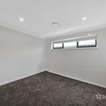 Rent 3 bedroom house of 2410 m² in  Oran Park NSW 2570                        