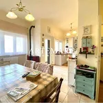 Rent 4 bedroom house of 80 m² in Pietrasanta