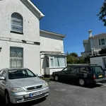 Rent 1 bedroom flat in Torquay