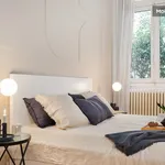 Rent 1 bedroom apartment of 62 m² in Paris