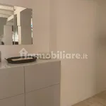 Affitto 3 camera appartamento di 74 m² in Bologna