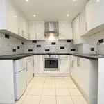 Rent 2 bedroom flat in London