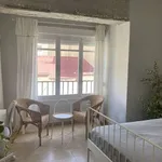 Rent a room of 120 m² in alicante