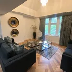 Rent 2 bedroom flat in Wales