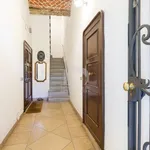 Rent 2 bedroom apartment of 90 m² in Milano