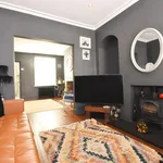 Rent 3 bedroom flat in East Of England