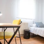 Rent a room in madrid