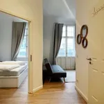 Rent 1 bedroom apartment of 35 m² in berlin