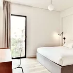 Rent 2 bedroom apartment of 80 m² in lisbon