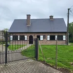 Maison de 214 m² avec 5 chambre(s) en location à Deinze