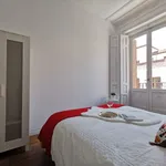 Rent a room in Madrid