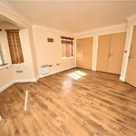 Studio to rent in Southend Road, Stanford-Le-Hope SS17