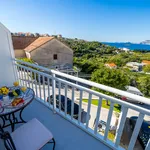 Rent 2 bedroom apartment of 75 m² in Cavtat