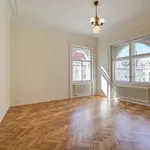 Rent 5 bedroom apartment of 165 m² in Capital City of Prague