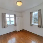 Rent 4 bedroom house in Kaipātiki