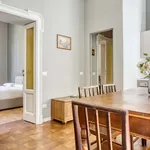 Rent 3 bedroom apartment of 150 m² in Milan